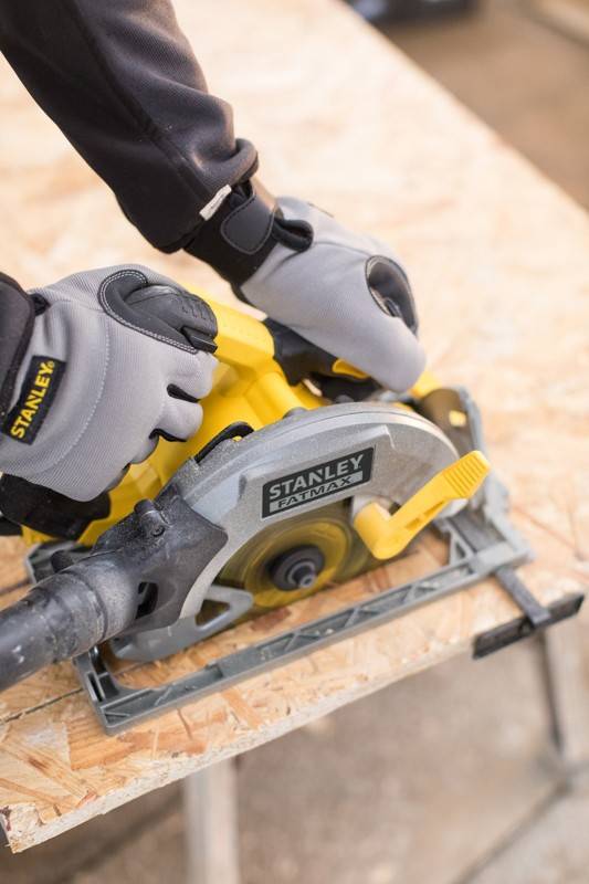 image-444.jpg Ketassaag 1650W 190mm Stanley