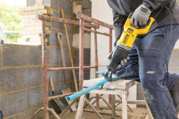 Tiigersaag Stanley FME360-QS; 900 W