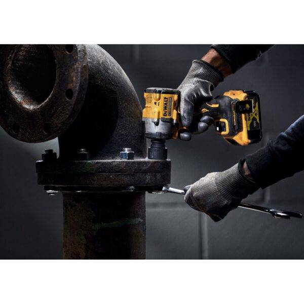 image-739.jpg Löögiga mutrivõti 1/2", DCF922P2T 18V, 2x5 Ah, DeWALT