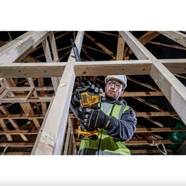 DeWALT DCS369N juhtmeta saag